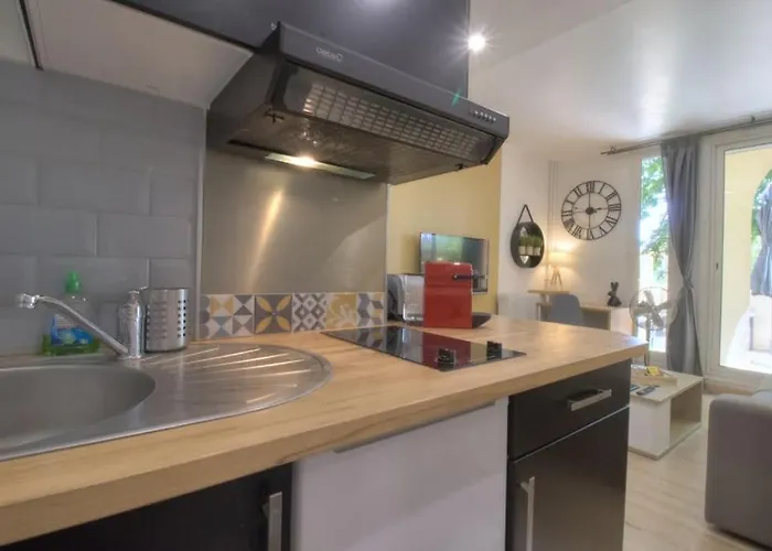 Parking Terrasse Fibre * 툴루즈